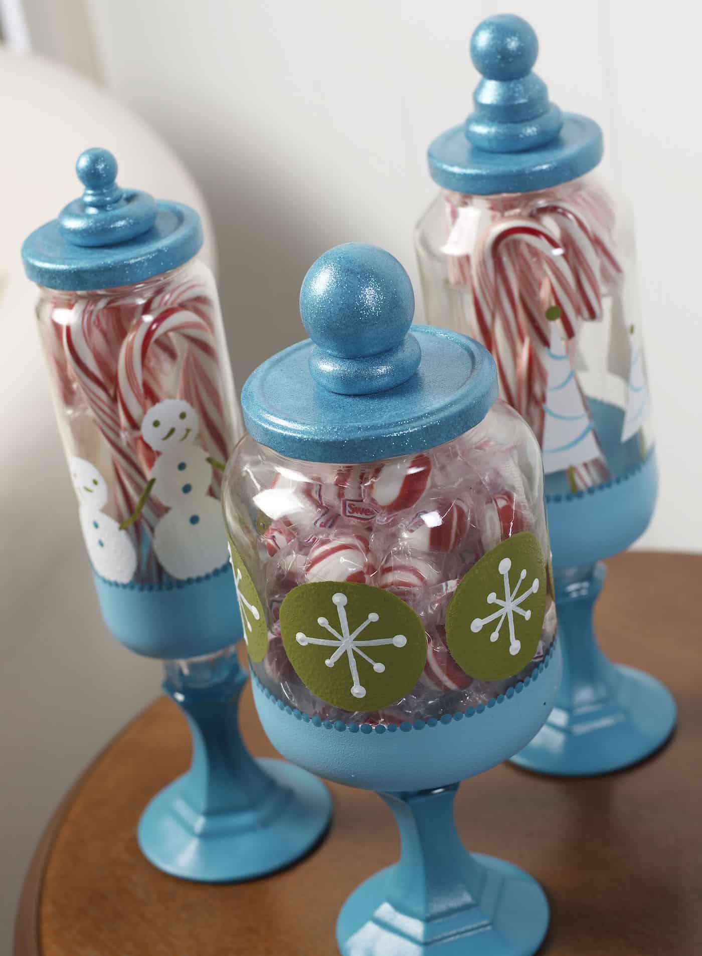 Christmas Craft Apothecary Candy Jars  diycandy.com