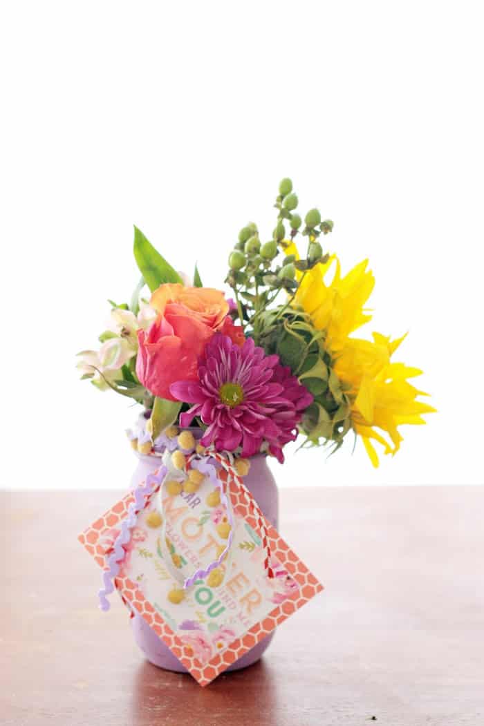 DIY Mother s Day Gift Vases With Free Printable Diycandy
