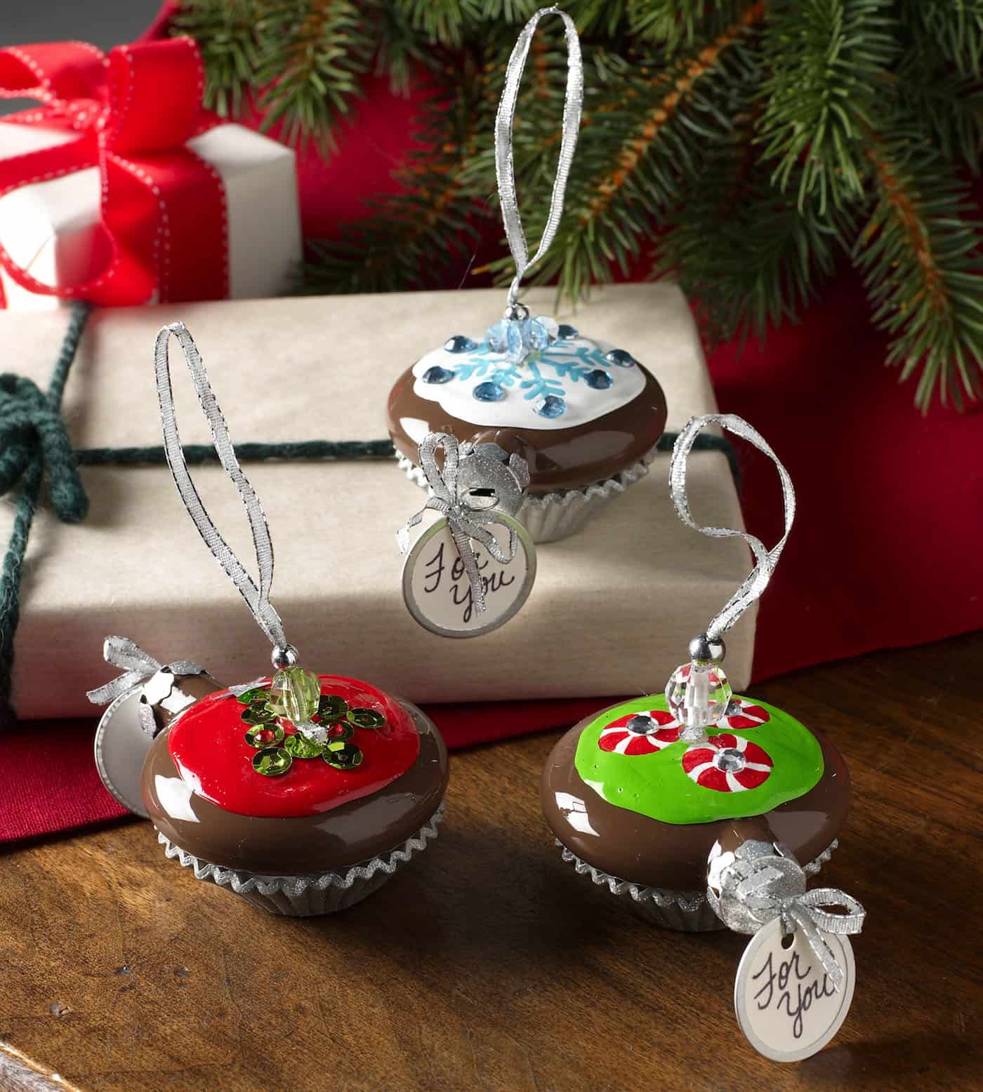 Cupcake Handmade Christmas Ornaments - diycandy.com