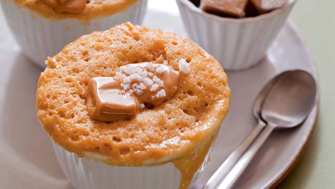 Caramel Fleur de Sel mug cakes