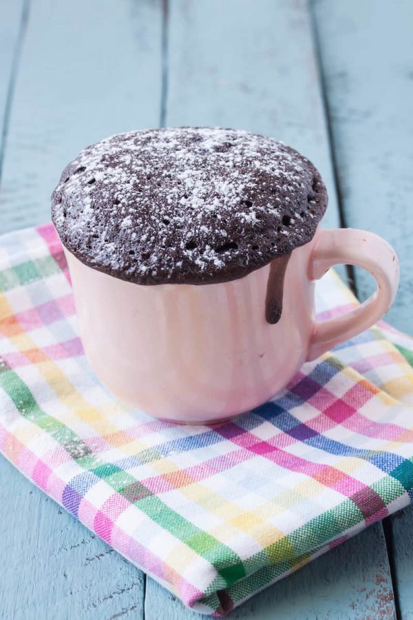 How To Make A Mug Cake The Easiest Way Possible DIY Candy   How To Make A Mug Cake 600x900 