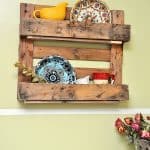 how to make a pallet shelf DIY