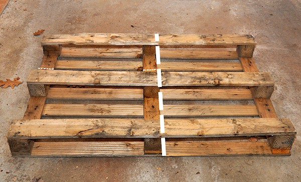 Diy Pallet Shelf For Your Rustic Or, How To Make Shelves Out Of Wood Pallets