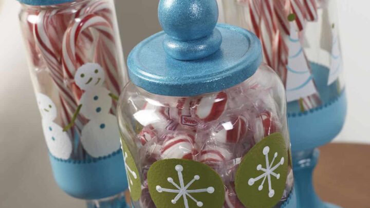 Christmas Candy Jar with Cute Lids, Glass Candy Jars, Candy Buffet  Containers,Cookie Jars for Christmas Decoration