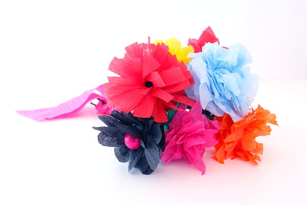 how to make streamer flowers