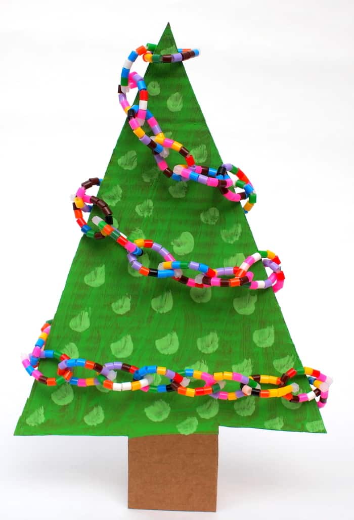 Easy Christmas garland made from perler beads