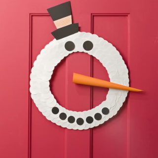 DIY snowman wreath