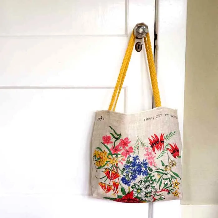 DIY Tote Bag from a Tea Towel in Less Than an Hour