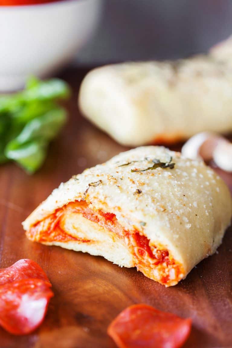 tasty-calzone-recipe-with-pepperoni-for-meat-lovers-diy-candy