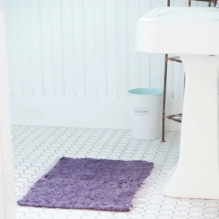 DIY bath mat in a bathroom