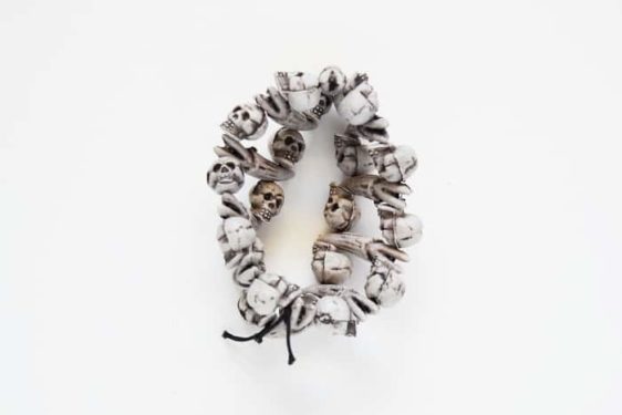 skull beads on elastic thread