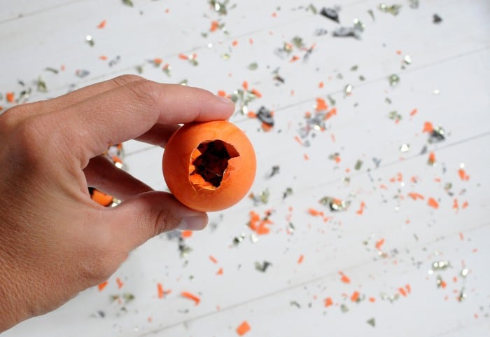 Dyeing confetti eggs