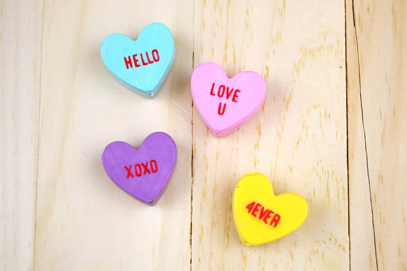 DIY heart magnets for Valentine's Day