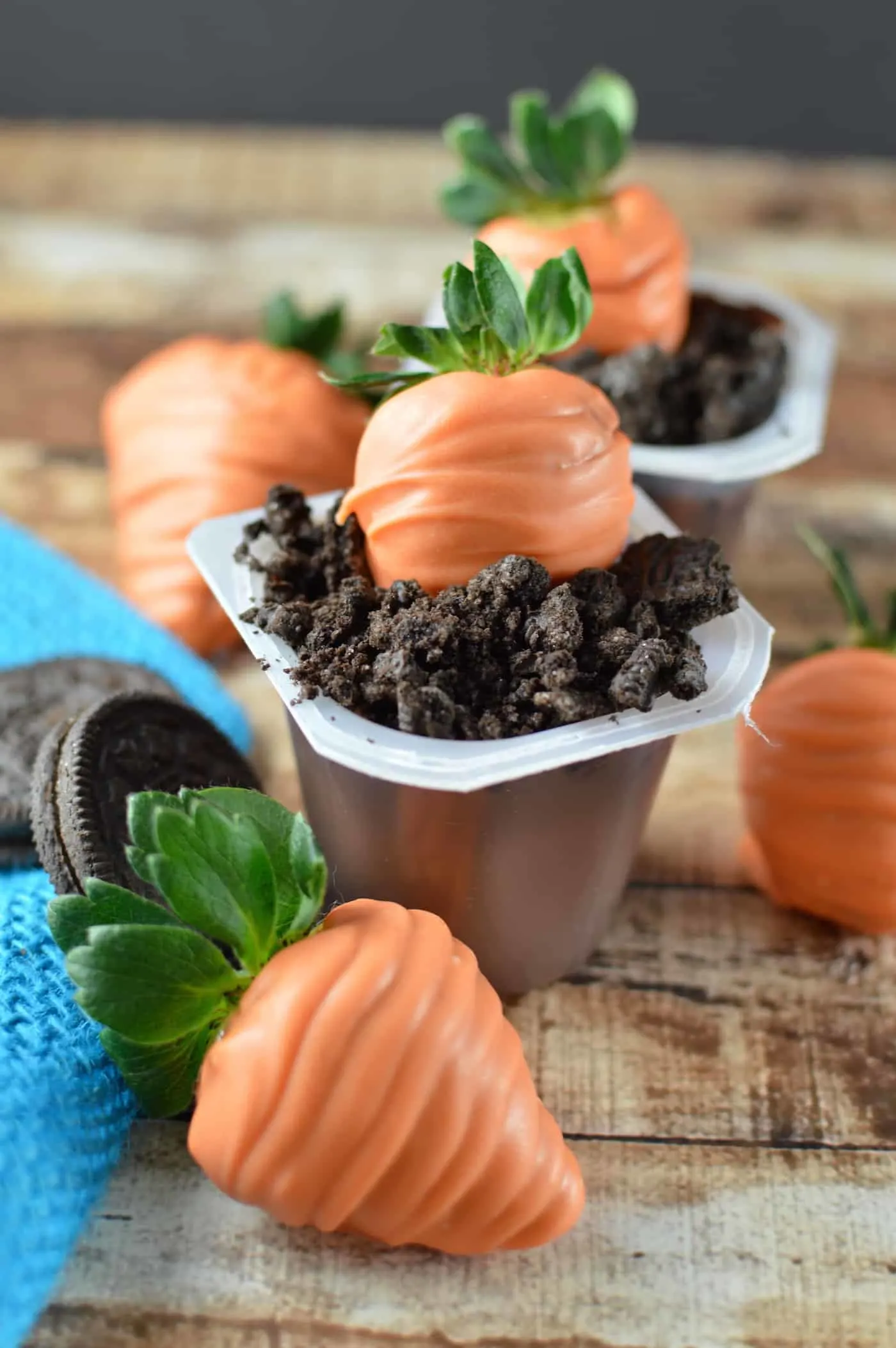 Easy Oreo dirt pudding cups for Easter