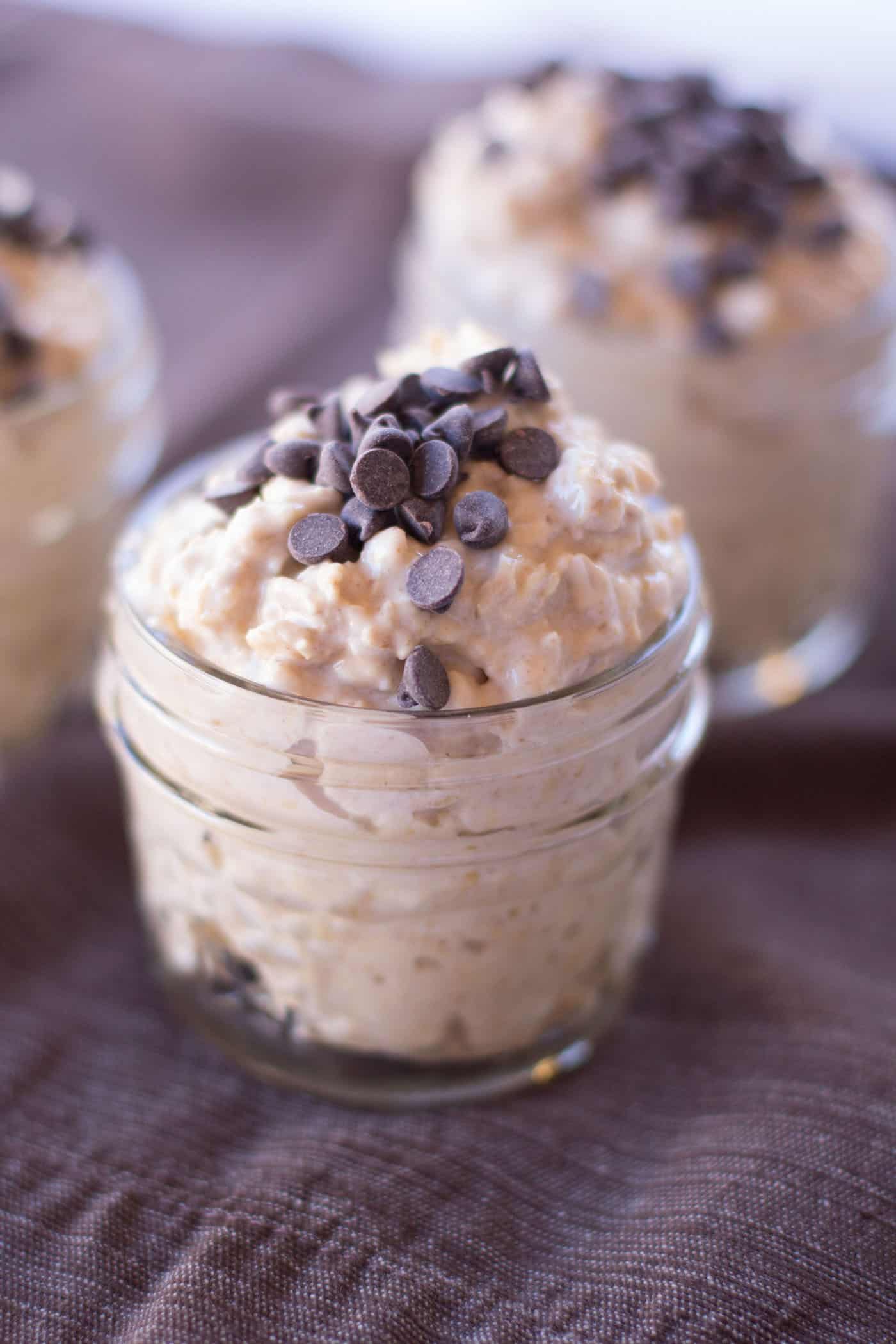 Peanut butter healthy overnight oats recipe
