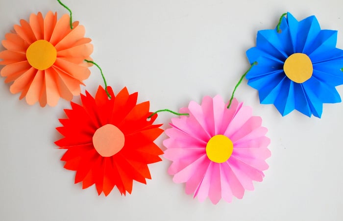 How To Make Paper Flowers The Easiest Way Diy Candy