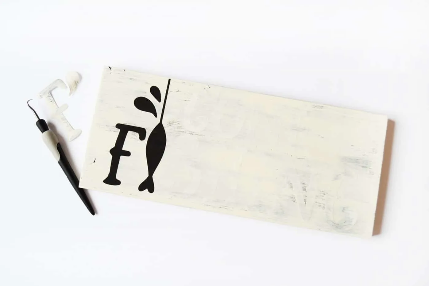 remove stencil sticker letters