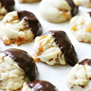 Apricot Cookies Recipe with Dark Chocolate