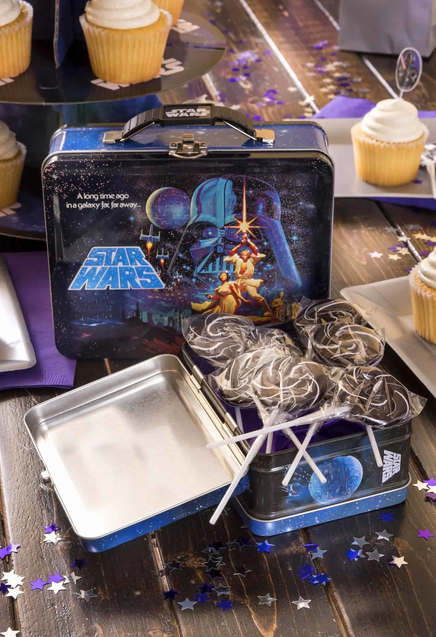 Learn how to have a Star Wars birthday party without blowing your kid's college fund! Here are my favorite tips and ideas including an R2-D2 DIY cup.