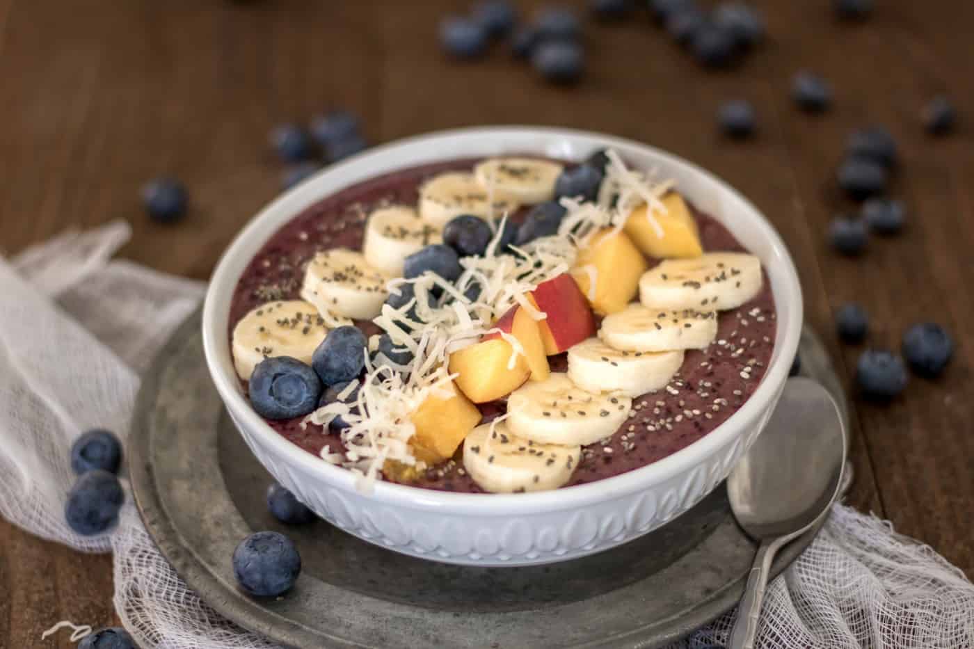 Filling Blueberry Smoothie Bowl Recipe