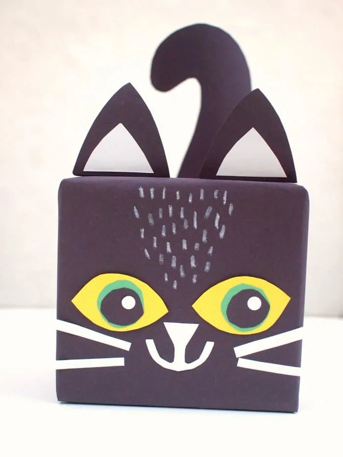 Black cat gift box