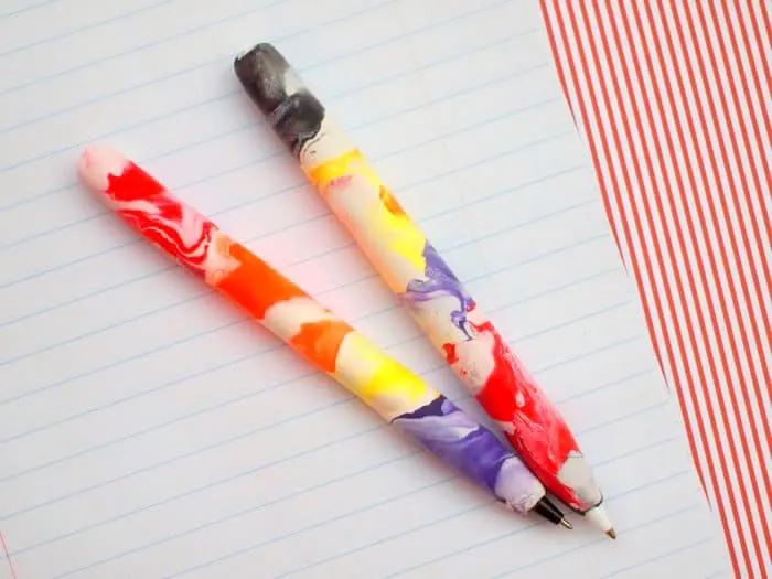 Kids will love playing with clay in this DIY pens project! They'll learn to marble, and the pens make great gifts for friends and family.