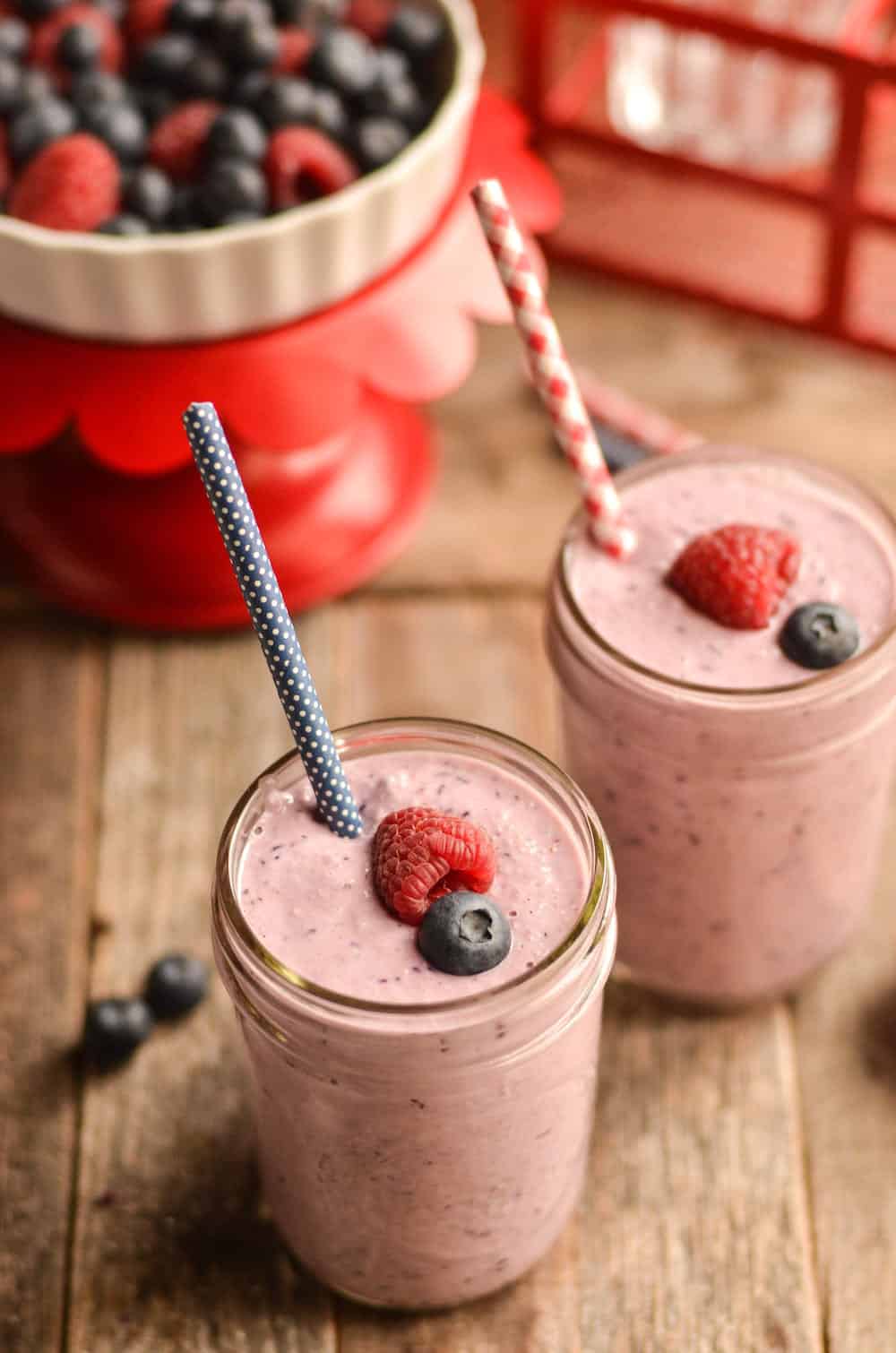 Breakfast smoothie with oats