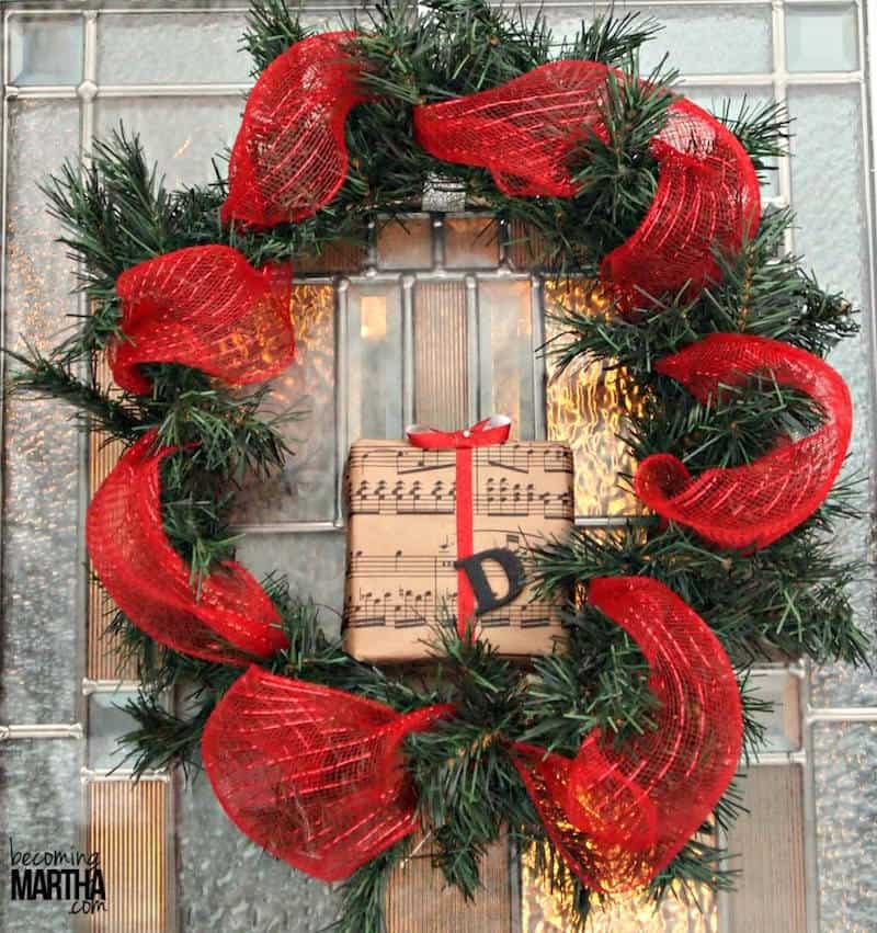 how to make christmas wreaths with mesh ribbon