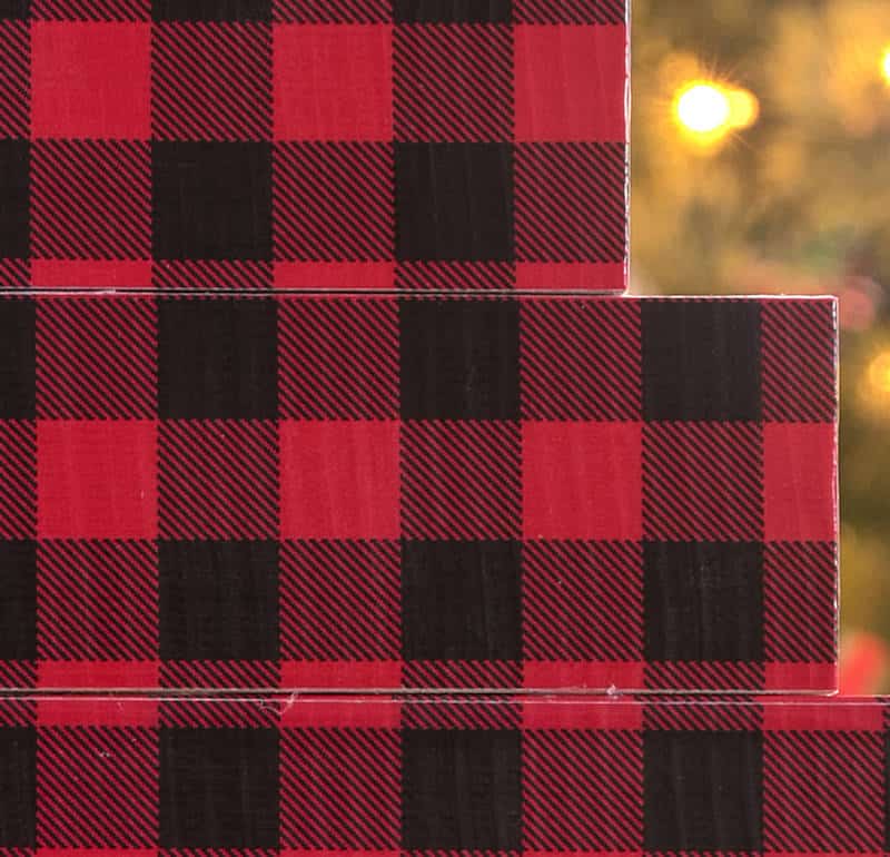 Use scrap 2 x 4s to make this small wooden Christmas tree! Add your favorite Duck Tape pattern - we personally love the buffalo plaid. Such a festive and inexpensive holiday decor idea!