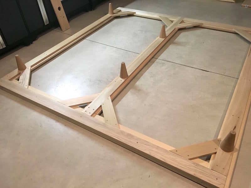 Finished modern king size platform bed frame with legs