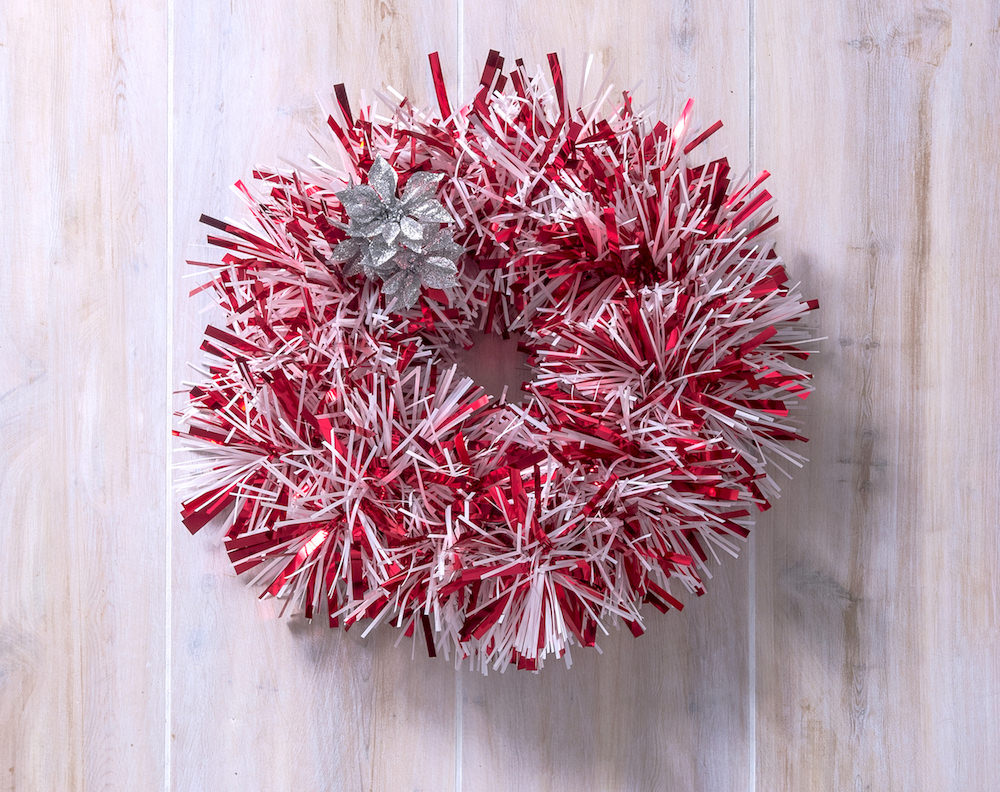Make a Stunning Christmas Wreath in Five Minutes DIY Candy