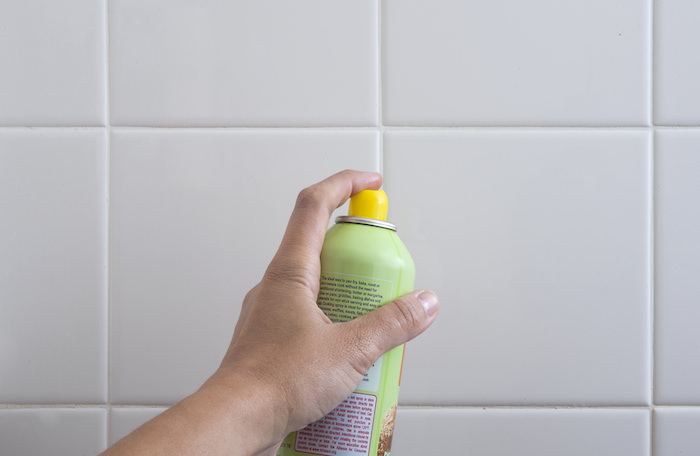 home cleaning tips - Cleaning Stubborn Soap Scum Stains
