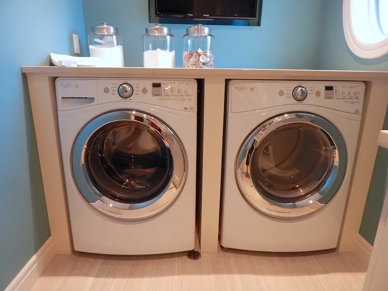 How to clean a front load washing machine