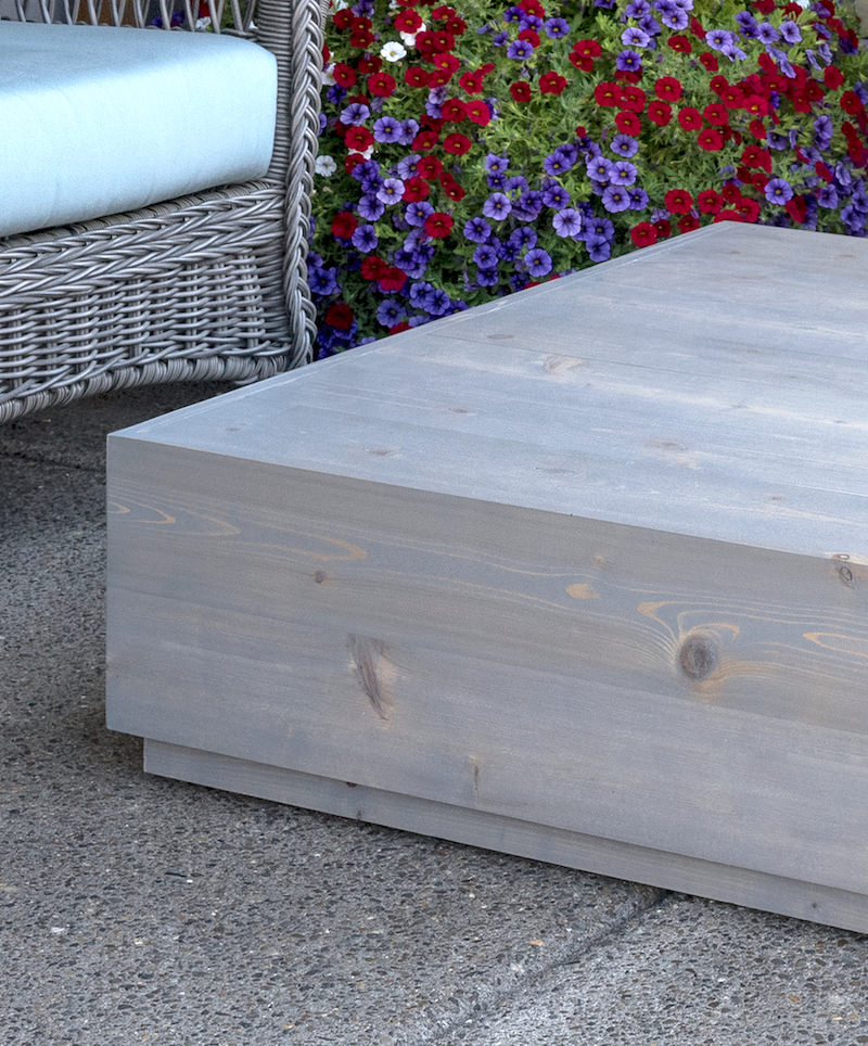 DIY patio table on a budget