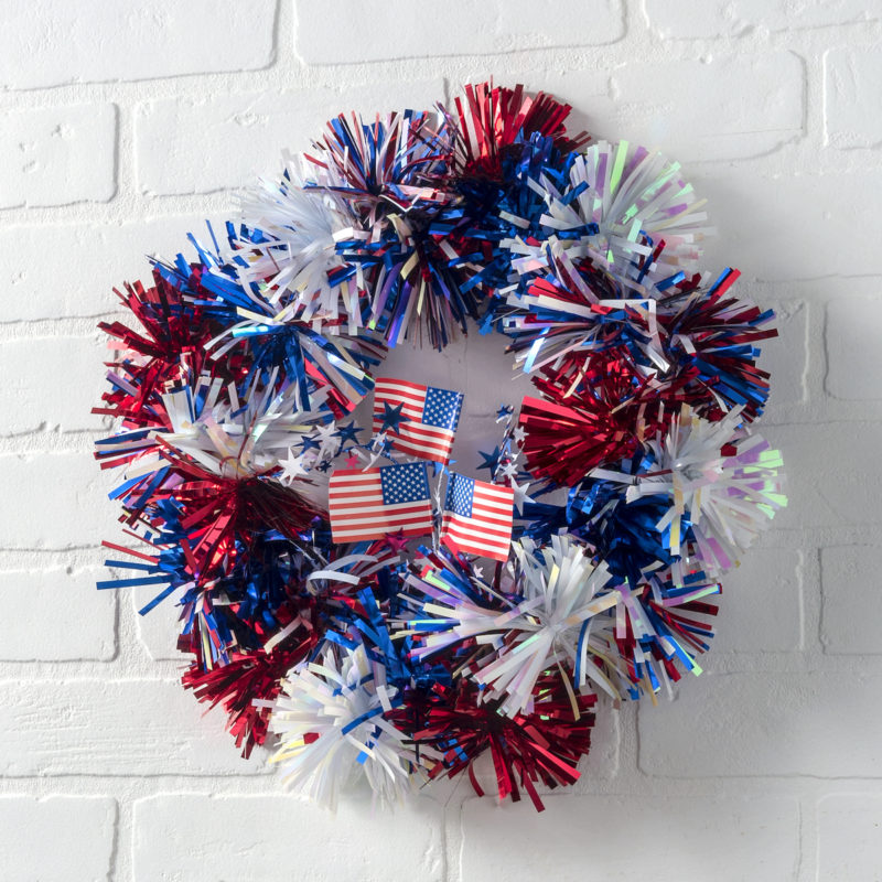 Make a 4th of July Wreath