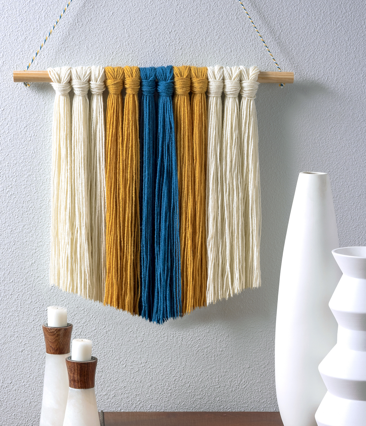 No Weave DIY Wall Hanging on Driftwood - SO EASY! | Dans le Lakehouse