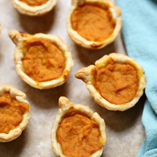 Individual pumpkin pie bites