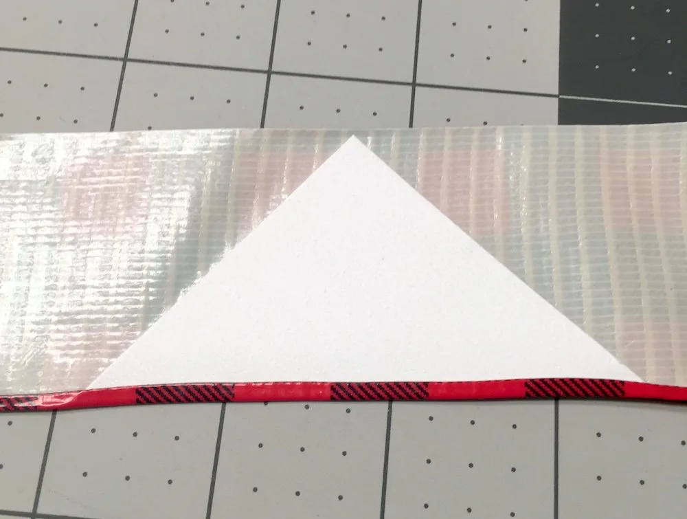 Place-a-white-square-in-the-middle-of-a-piece-of-Duck-Tape