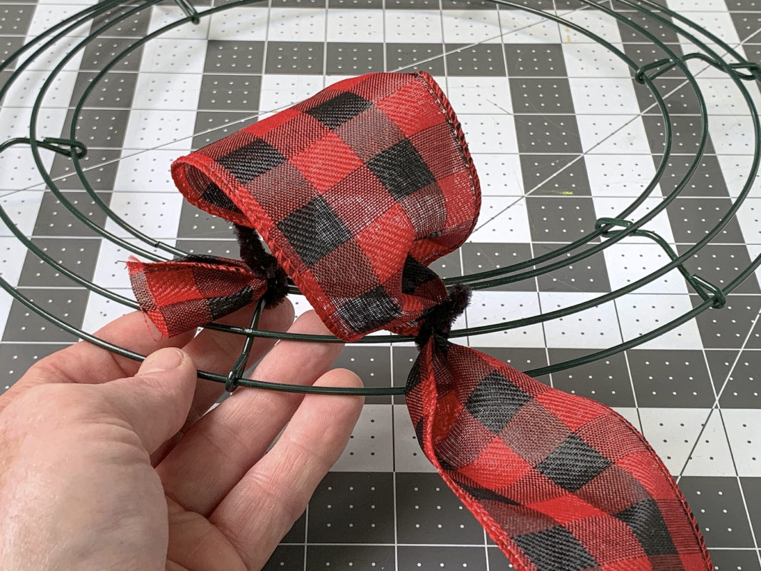 DIY Ribbon Wreath in Three Easy Steps! DIY Candy