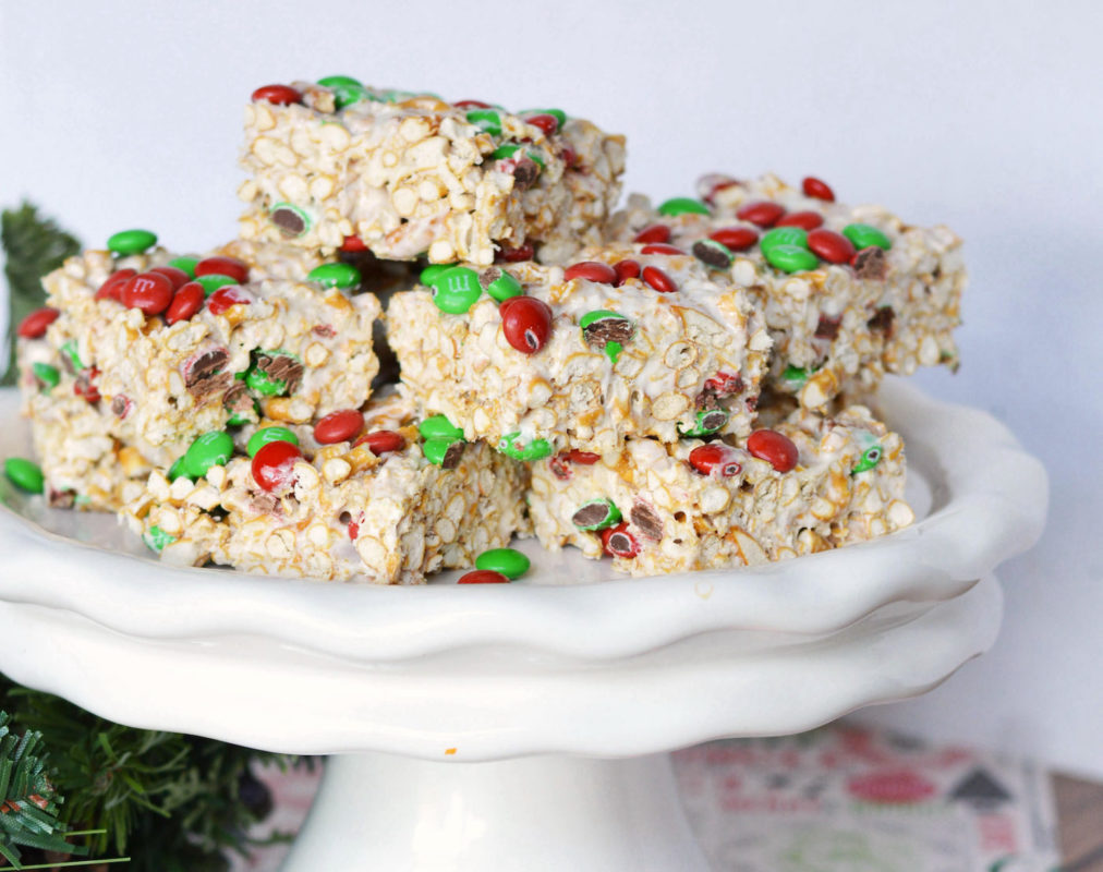 Marshmallow Pretzel Treats with M&Ms (No Bake!) DIY Candy