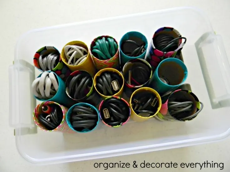 DIY Travel Cord Organizer - An Easy 1-Hour Sewing Project! - The