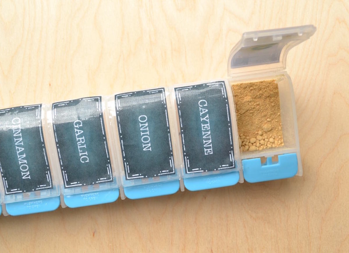 travel spice container