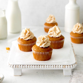 Gingerbread cupcakes feature image