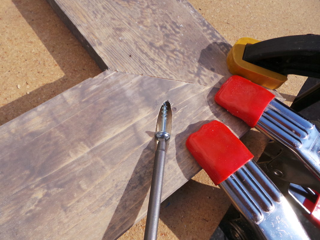 DIY Mirror Frame You Can Make On a Budget! DIY Candy