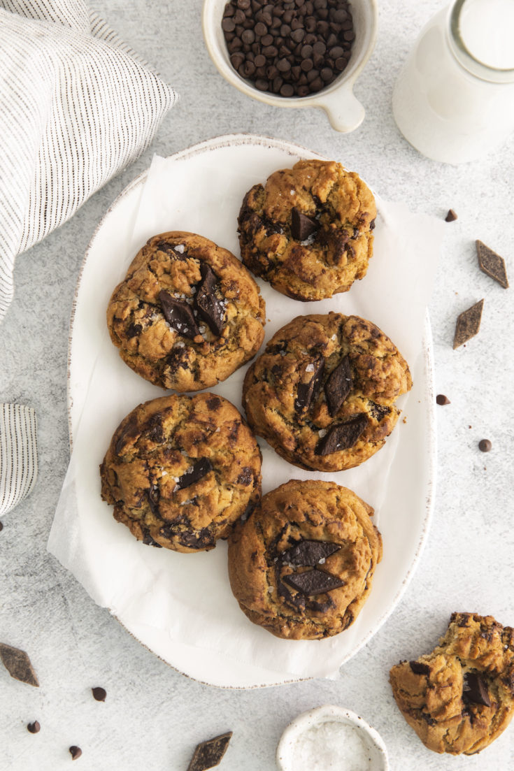 Air Fryer Chocolate Chip Cookies