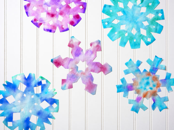 Coffee Filter, Straws And Pasta Snowflake Craft - I Heart Crafty Things