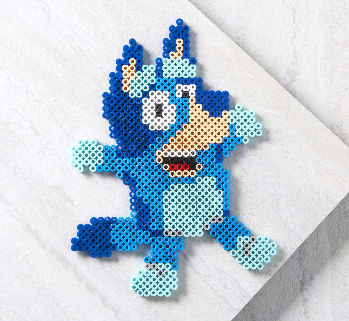 Bluey Perler Beads (10 Free Patterns) Artshow24